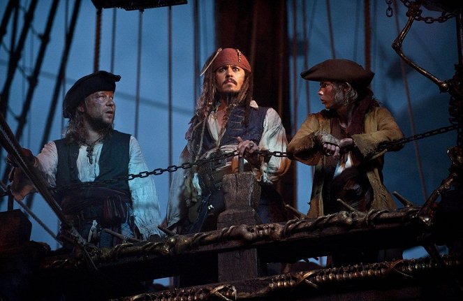 Piratas das Caraíbas - Por Estranhas Marés - Do filme - Stephen Graham, Johnny Depp