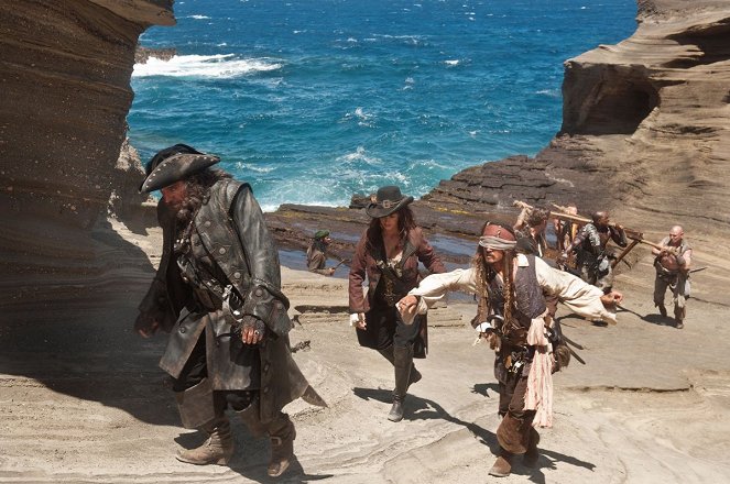 Pirates of the Caribbean: On Stranger Tides - Van film - Ian McShane, Penélope Cruz, Johnny Depp