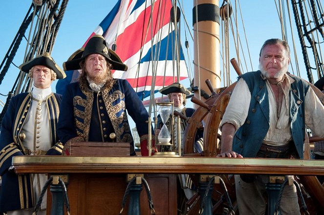 Piráti z Karibiku: V neznámych vodách - Z filmu - Greg Ellis, Geoffrey Rush, Kevin McNally