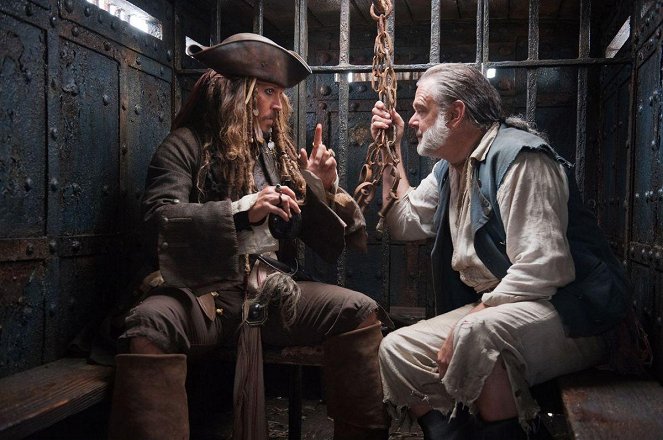 Piratas del Caribe: En mareas misteriosas - De la película - Johnny Depp, Kevin McNally