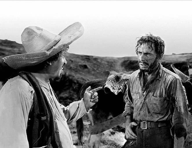 Der Schatz der Sierra Madre - Filmfotos - Alfonso Bedoya, Humphrey Bogart