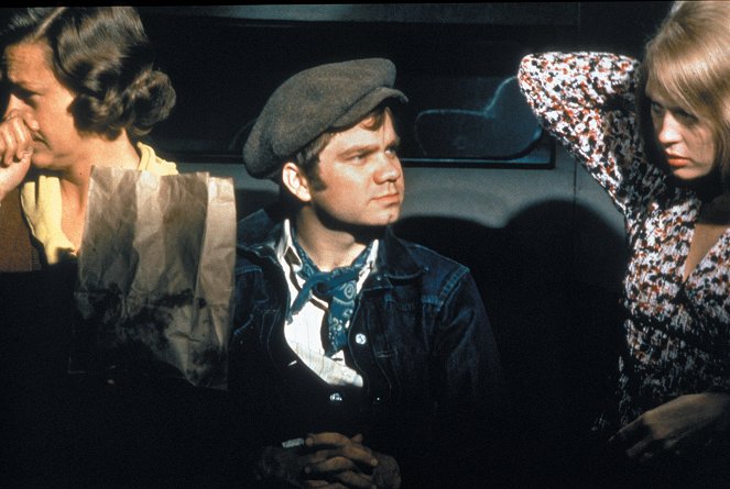 Bonnie ja Clyde - Kuvat elokuvasta - Michael J. Pollard, Faye Dunaway