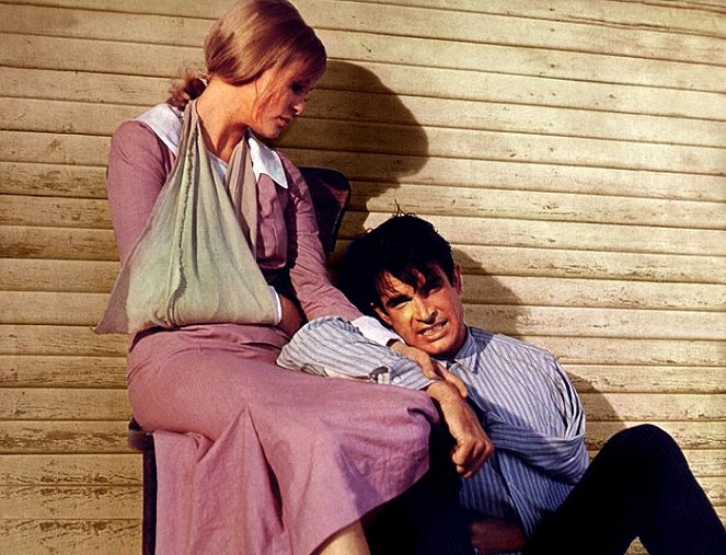 Bonnie und Clyde - Filmfotos - Faye Dunaway, Warren Beatty