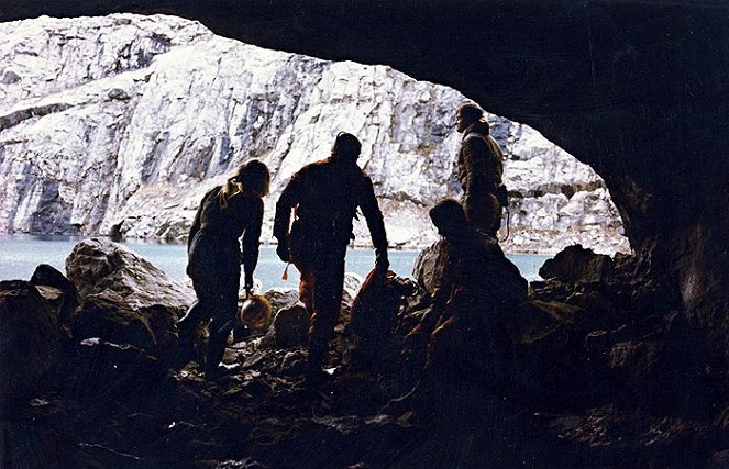 Tunel Omega - Kontakt - De la película