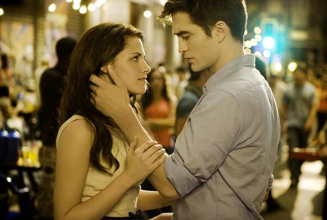 Twilight - Chapitre 4 : Révélation 1ère partie - Film - Kristen Stewart, Robert Pattinson