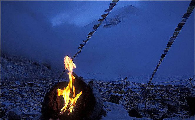Remnants of Everest: The 1996 Tragedy - Van film