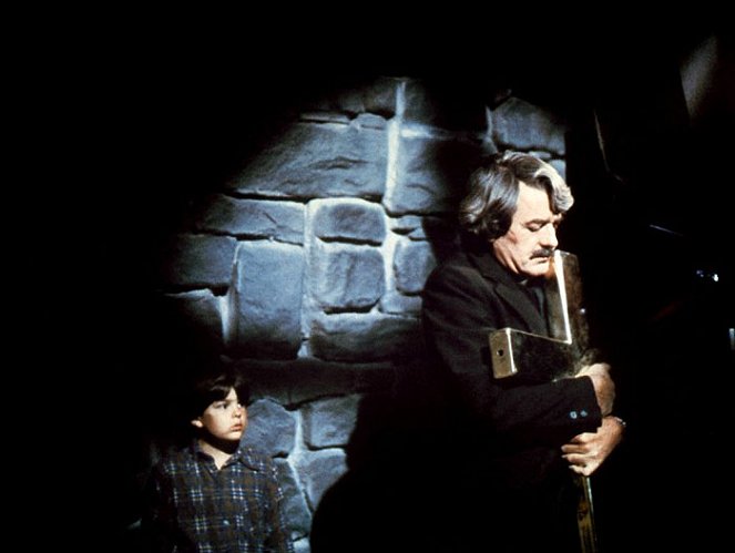 The Fog - Nebel des Grauens - Filmfotos - Ty Mitchell, Hal Holbrook