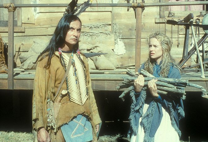 Cheyenne Warrior - Do filme - Pato Hoffmann, Kelly Preston