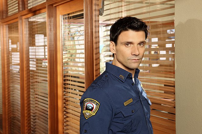 The Gates - Werbefoto - Frank Grillo