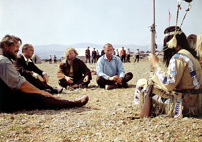 Apache Gold - Photos - Walter Barnes, Branko Špoljar, Ralf Wolter, Lex Barker