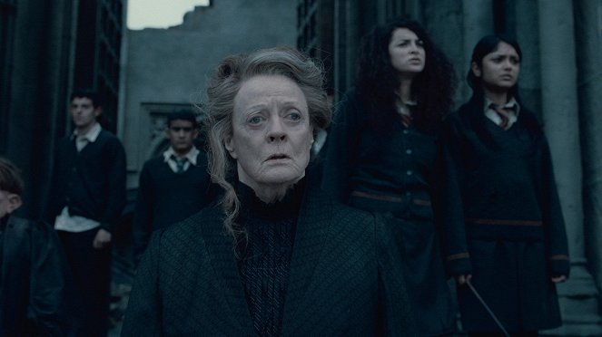 Harry Potter and the Deathly Hallows: Part 2 - Photos - Maggie Smith, Anna Shaffer, Afshan Azad