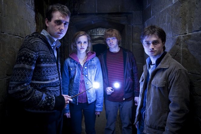 Harry Potter a Dary smrti - 2. - Z filmu - Matthew Lewis, Emma Watson, Rupert Grint, Daniel Radcliffe