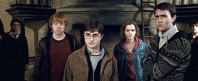 Harry Potter 7: Harry Potter und die Heiligtümer des Todes 2 - Filmfotos - Rupert Grint, Daniel Radcliffe, Emma Watson, Matthew Lewis