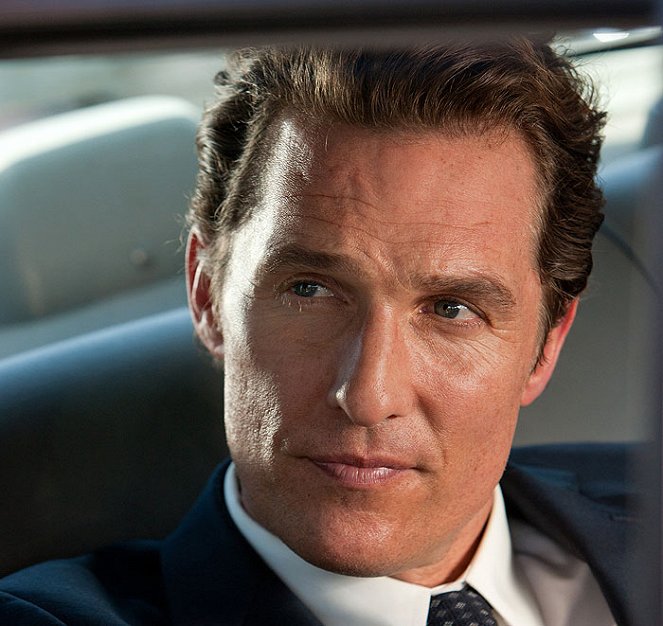 The Lincoln Lawyer - Photos - Matthew McConaughey