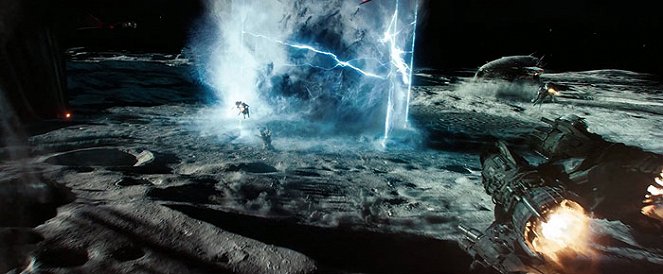 Transformers: Dark of the Moon - Van film