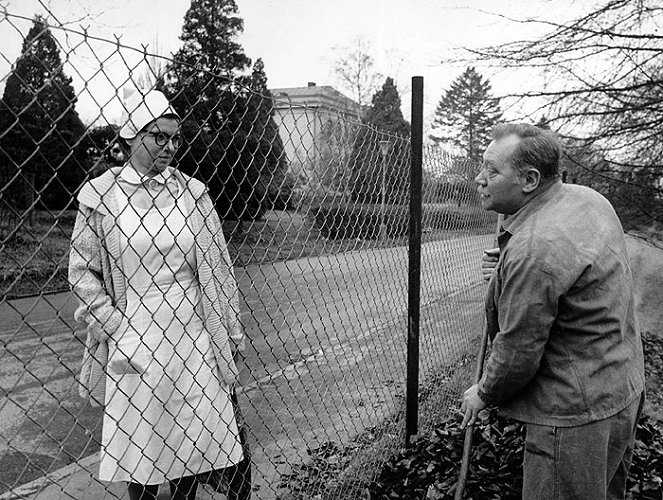 Achtung, Visite! - Filmfotos - Libuše Švormová, Rudolf Hrušínský