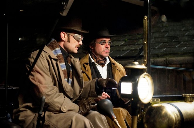 Sherlock Holmes 2. - Árnyjáték - Filmfotók - Jude Law, Robert Downey Jr.