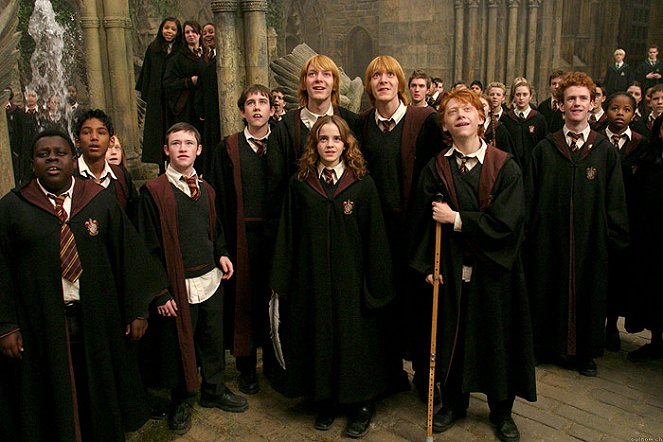 Harry Potter y el Prisionero de Azkaban - De la película - Devon Murray, Matthew Lewis, James Phelps, Oliver Phelps, Emma Watson, Rupert Grint, Chris Rankin