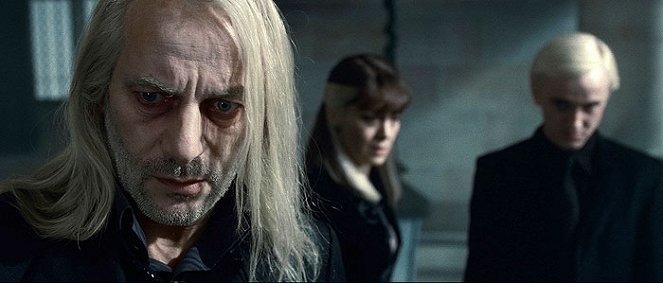 Harry Potter a Relikvie smrti - část 2 - Z filmu - Jason Isaacs, Helen McCrory, Tom Felton
