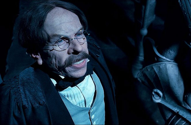 Harry Potter and the Deathly Hallows: Part 2 - Van film - Warwick Davis