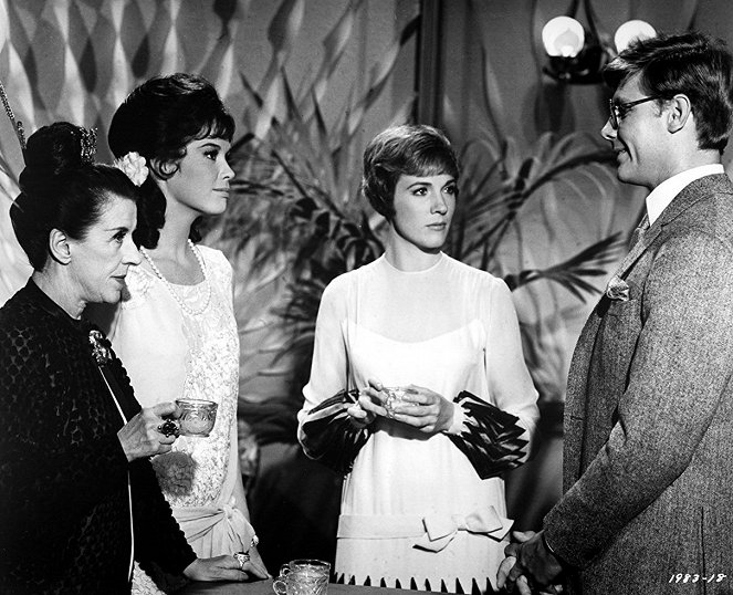 Thoroughly Modern Millie - Z filmu - Mary Tyler Moore, Julie Andrews, James Fox