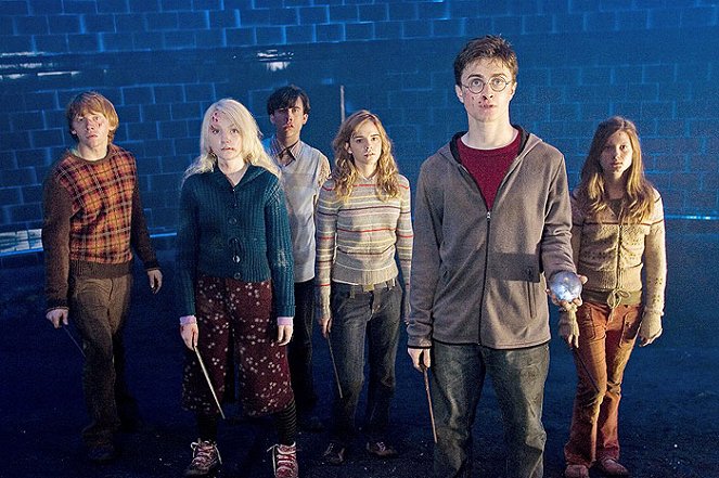 Harry Potter és a Főnix rendje - Filmfotók - Rupert Grint, Evanna Lynch, Matthew Lewis, Emma Watson, Daniel Radcliffe, Bonnie Wright