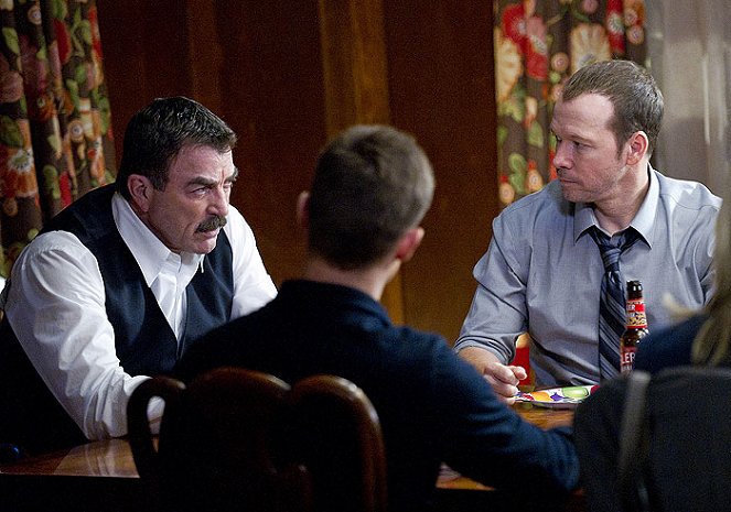 Blue Bloods - Crime Scene New York - Photos - Tom Selleck, Donnie Wahlberg