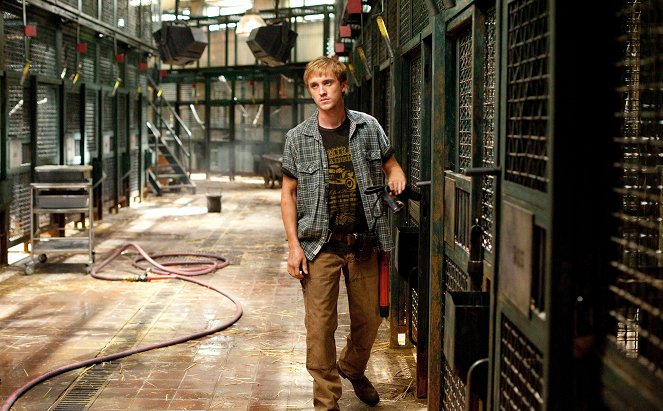 Rise of the Planet of the Apes - Photos - Tom Felton