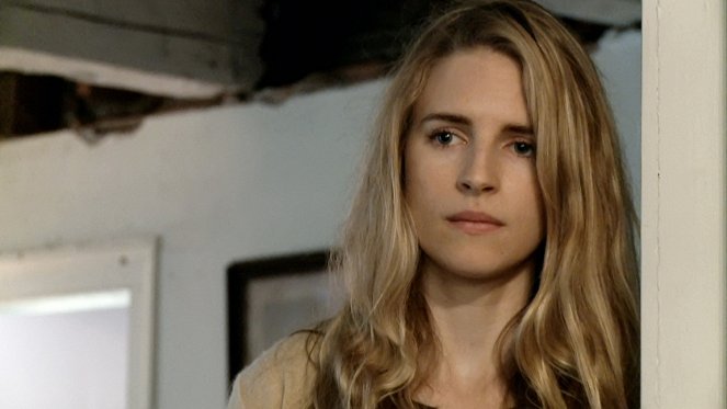Another Earth - Van film - Brit Marling