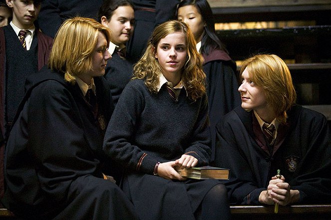 Harry Potter i Czara Ognia - Z filmu - James Phelps, Emma Watson, Oliver Phelps