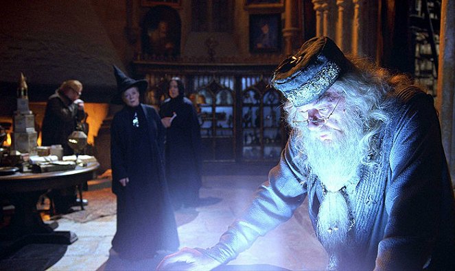 Harry Potter and the Goblet of Fire - Photos - Maggie Smith, Alan Rickman, Michael Gambon