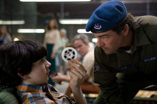 Super 8 - Filmfotos - Zach Mills, Kyle Chandler