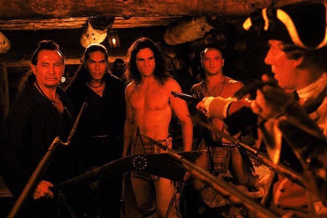 The Last of the Mohicans - Photos - Russell Means, Eric Schweig, Daniel Day-Lewis