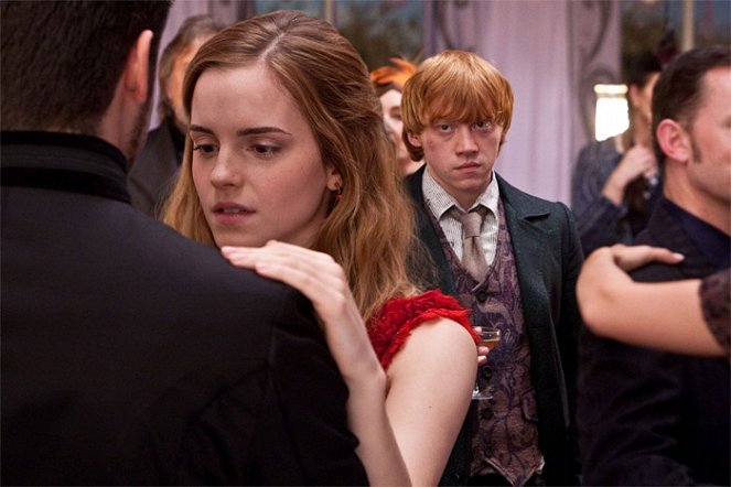 Harry Potter a Dary smrti - 1. - Z filmu - Emma Watson, Rupert Grint