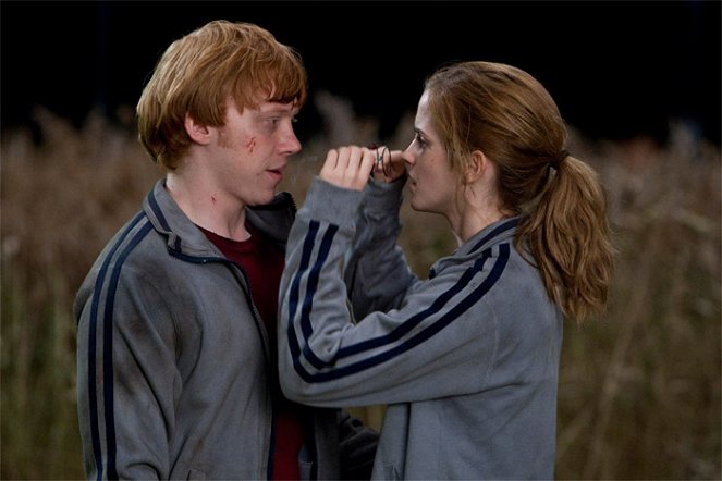 Harry Potter und die Heiligtümer des Todes (Teil 1) - Filmfotos - Rupert Grint, Emma Watson