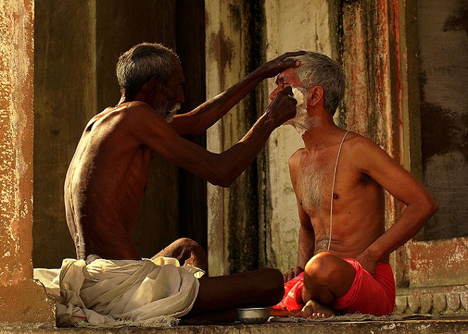 Indie a země buddhismu - Kuvat elokuvasta