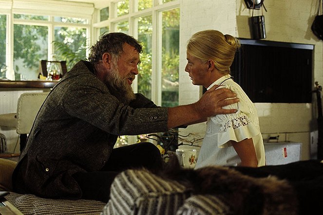The Long Goodbye - Van film - Sterling Hayden, Nina van Pallandt