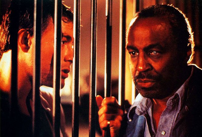 Smrtící zatykač - Z filmu - Jean-Claude Van Damme, Robert Guillaume