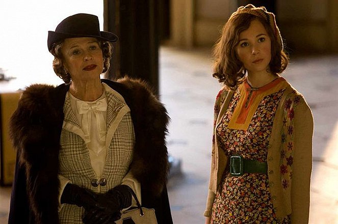 Glorious 39 - Z filmu - Julie Christie, Juno Temple