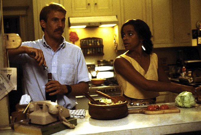 American Flyers - De la película - Kevin Costner, Rae Dawn Chong