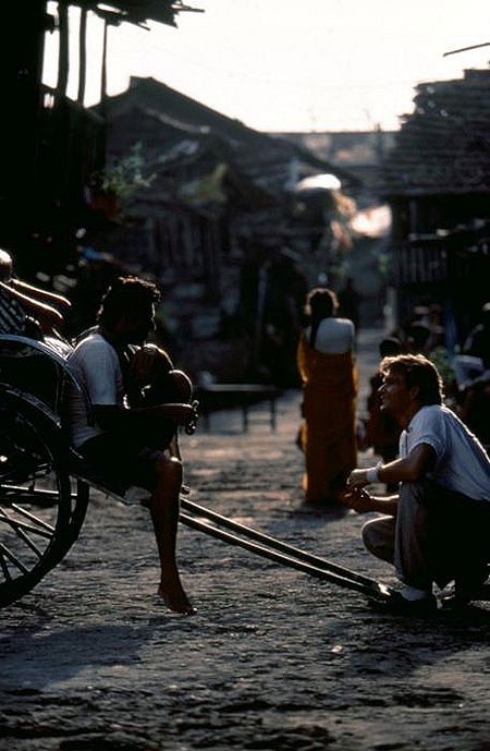 Město radosti - Z filmu - Om Puri, Patrick Swayze