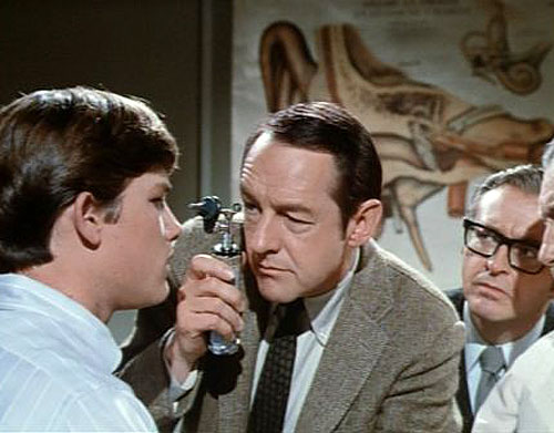 Komputer w tenisówkach - Z filmu - William Schallert, Joe Flynn