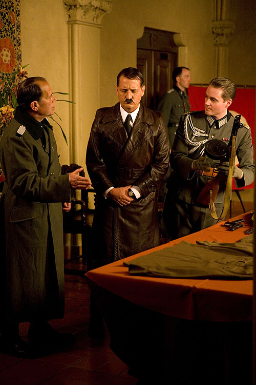 National Geographic: 42 Ways to Kill Hitler - Do filme