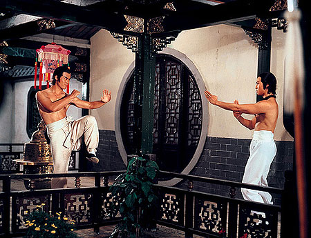 Invincible Shaolin - Photos - Sun Chien, Pai Wei