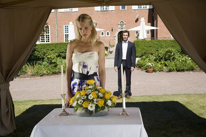 Inga Lindström - Millionäre küsst man nicht - Z filmu - Finja Martens, Gedeon Burkhard