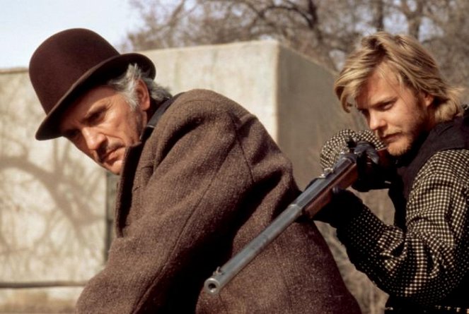 Young Guns - Filmfotos - Terence Stamp, Kiefer Sutherland