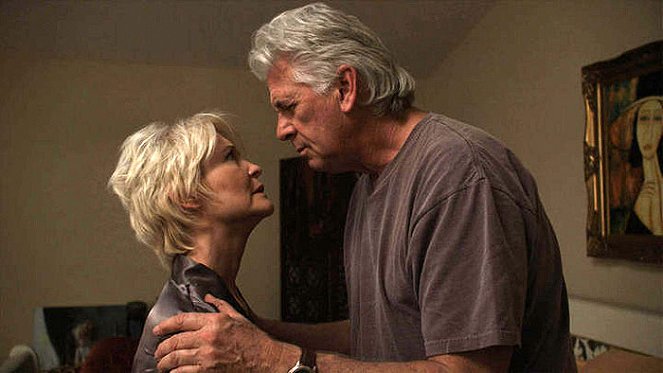 Bedrooms - Photos - Dee Wallace, Barry Bostwick