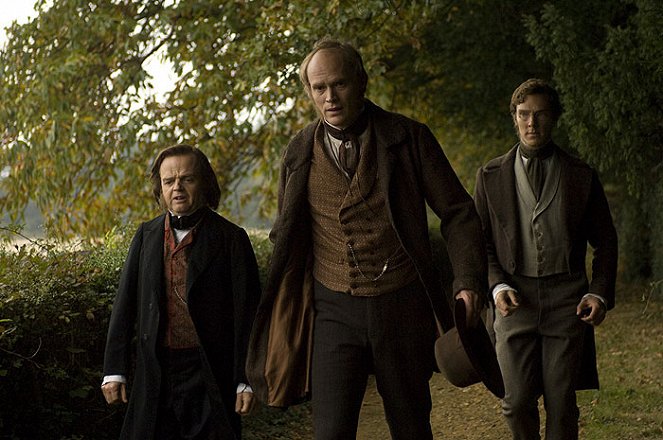 La duda de Darwin - De la película - Toby Jones, Paul Bettany, Benedict Cumberbatch