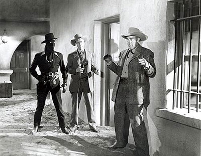 Zorro kummittelee - Kuvat elokuvasta