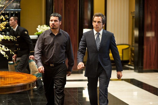 Tower Heist - Kuvat elokuvasta - Michael Peña, Ben Stiller